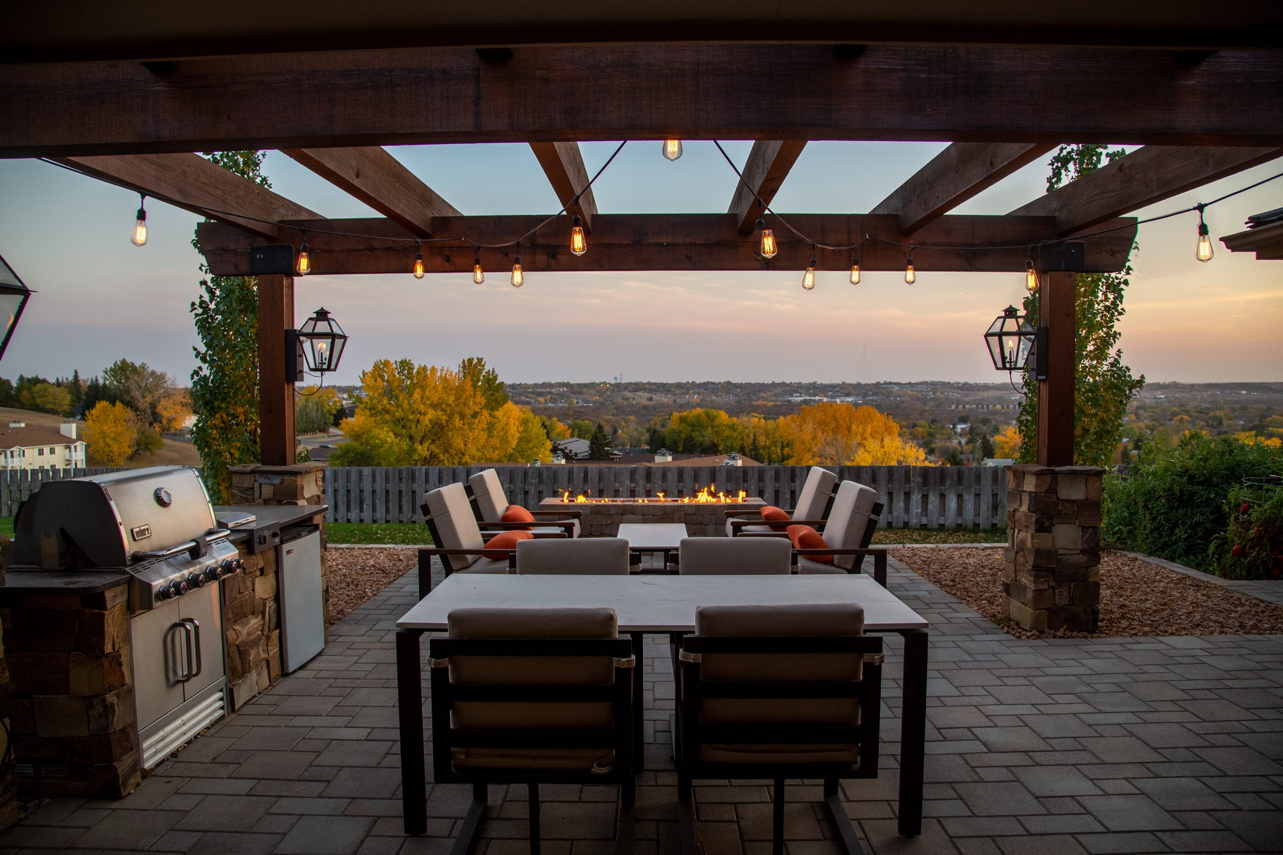 Create the Best Outdoor Space for Ultimate Relaxation word-image
