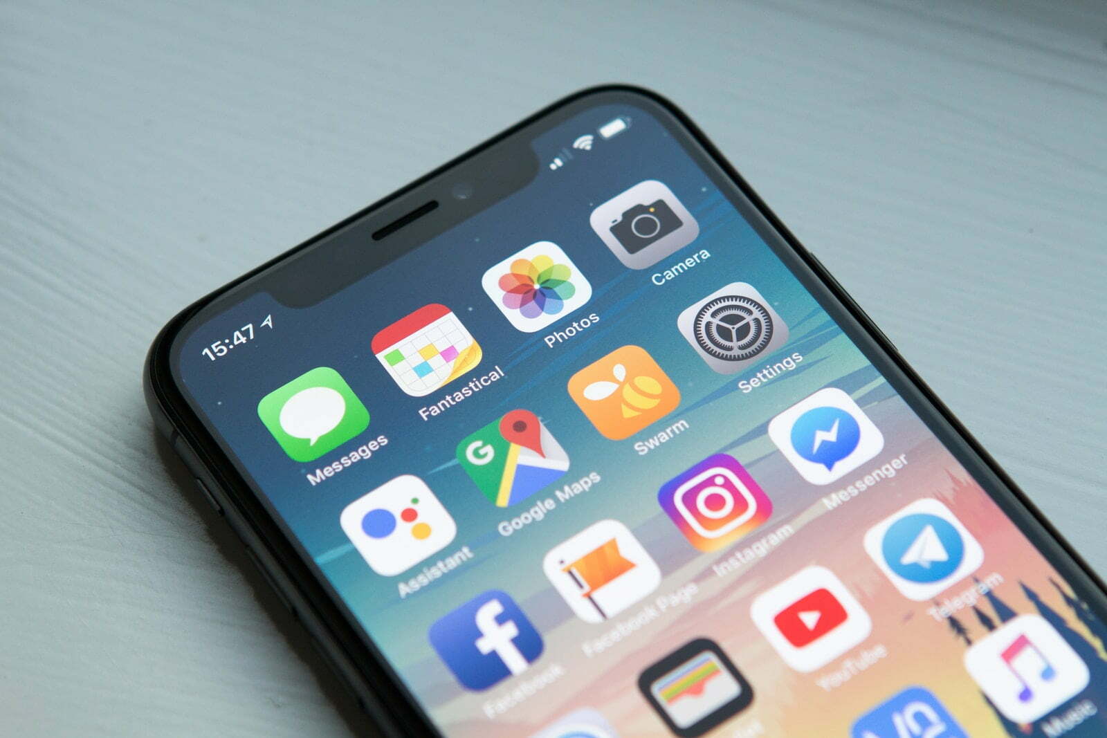 Discovery Phase For Software Development: How Much Does It Cost? space gray iPhone X
