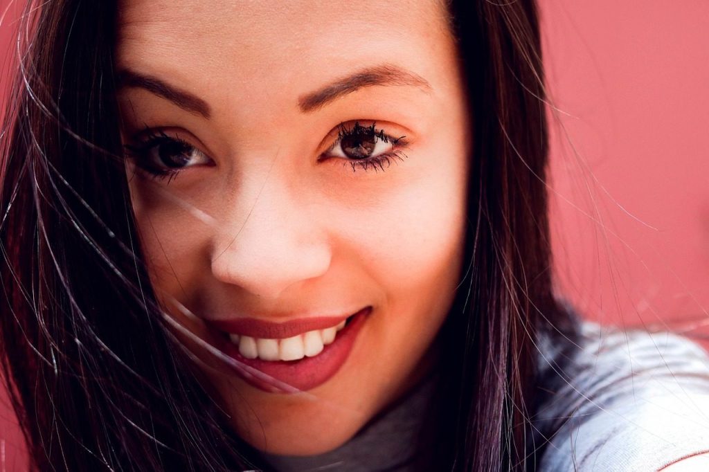 look, woman, beauty, sincerity, smile, portrait, charm, female, face, happy, nice, model, emotion